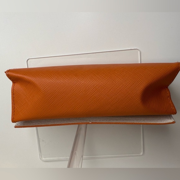 Tory Burch Vibrant Orange Leather Sunglasses Case Authentic Gold Magnetic Design - Picture 11 of 17